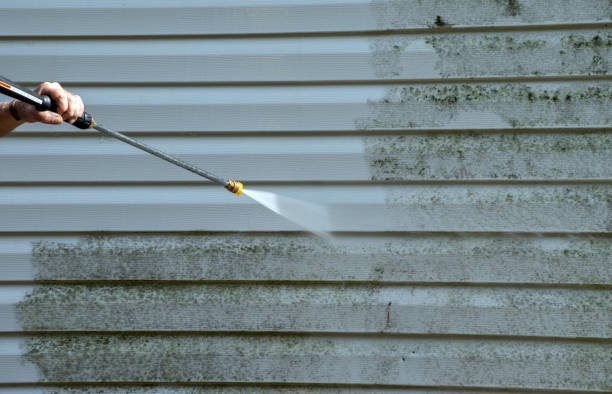 Fence Pressure Washing in Lyons, OR